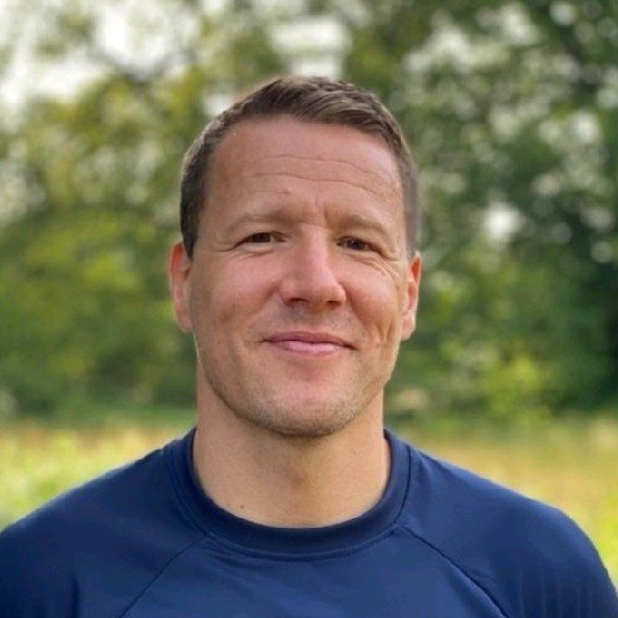 Matthew getuigt over zijn ervaring met mindset coaching bij Frik Unik.